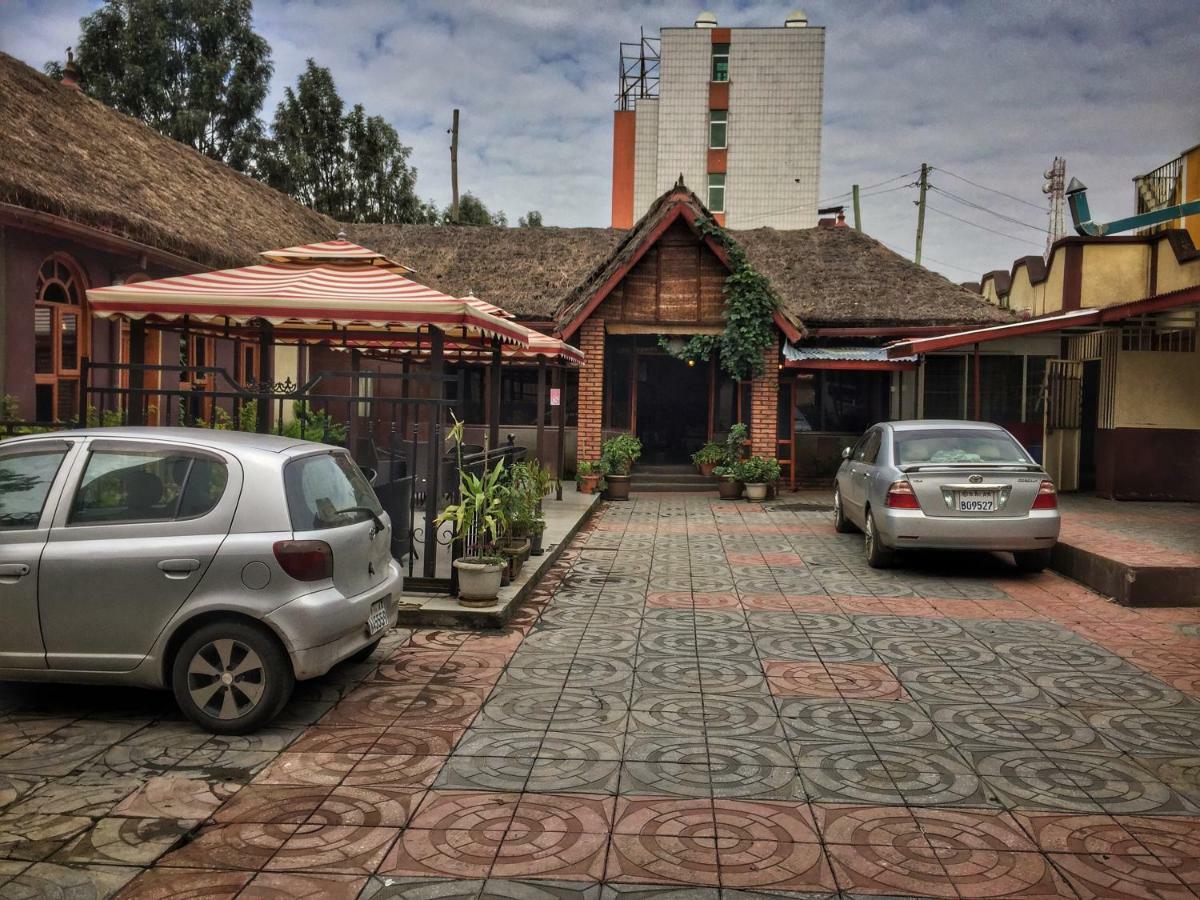 Top Ten Hotel Addis Abeba Zewnętrze zdjęcie