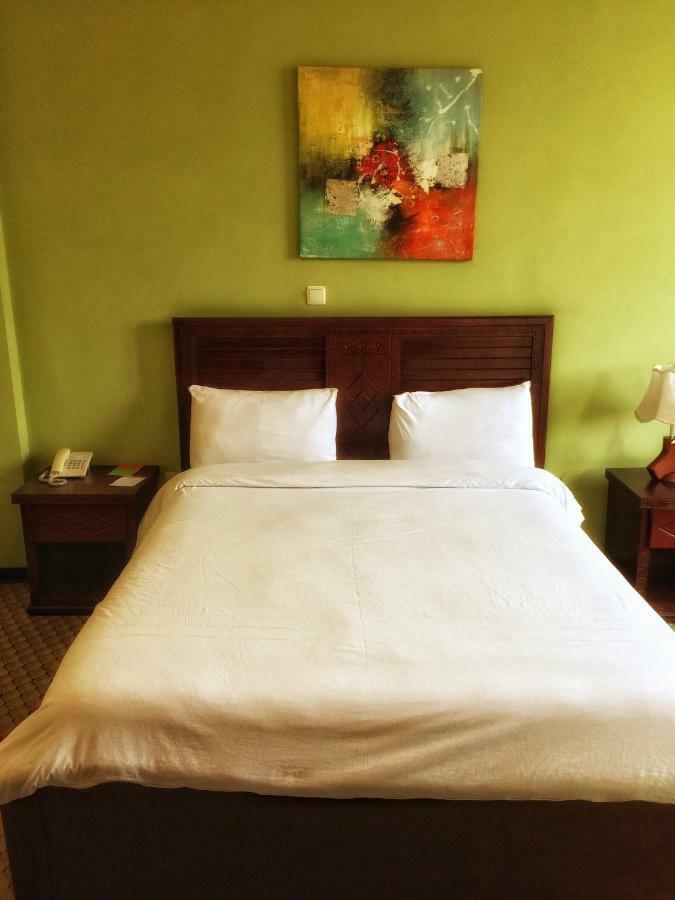 Top Ten Hotel Addis Abeba Zewnętrze zdjęcie