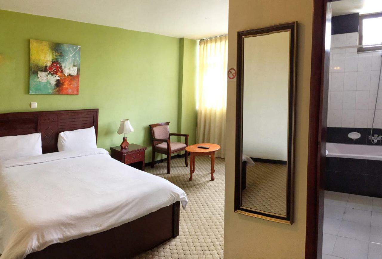 Top Ten Hotel Addis Abeba Zewnętrze zdjęcie