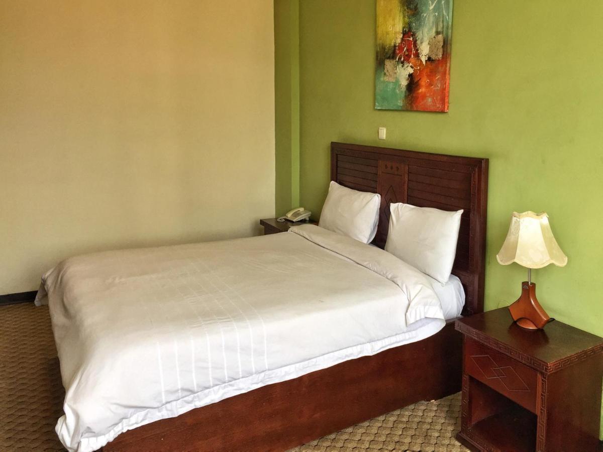 Top Ten Hotel Addis Abeba Zewnętrze zdjęcie